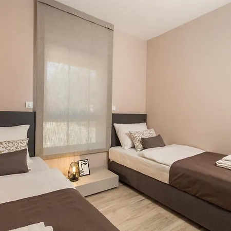 Nensi Apartment Pjescana Uvala