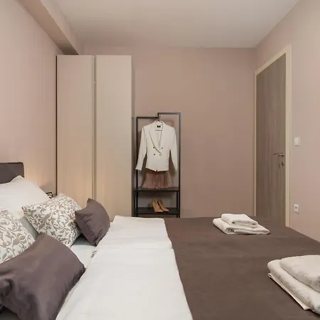 Nensi Apartment