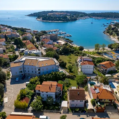 Nensi